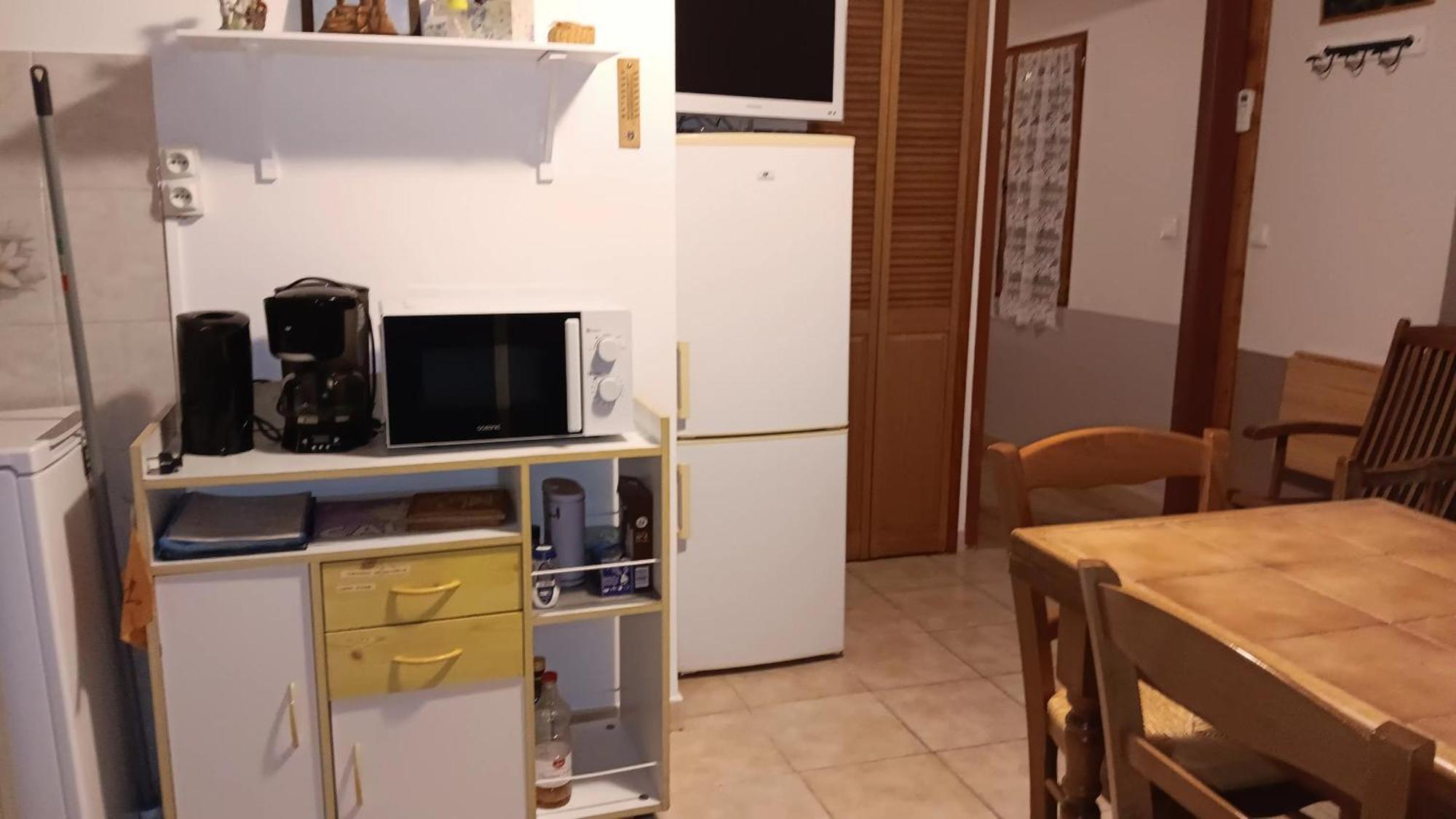 Gite La Lanterne Transition Ecologique Avec Borne De Recharge 7Kw Site Sous Video Protection Nalzen Buitenkant foto