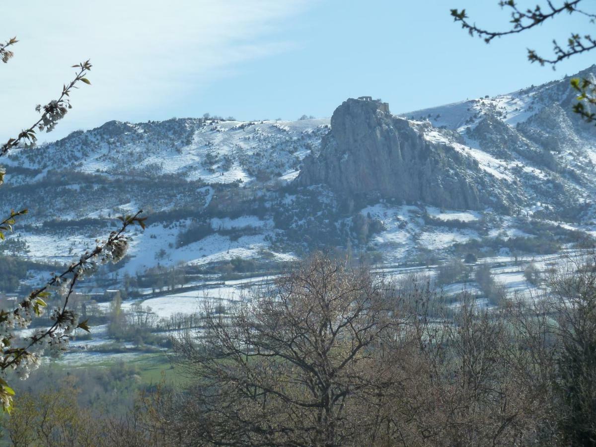 Gite La Lanterne Transition Ecologique Avec Borne De Recharge 7Kw Site Sous Video Protection Nalzen Buitenkant foto